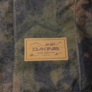 High Quality Dakine Camo Gear and Duffle Bag